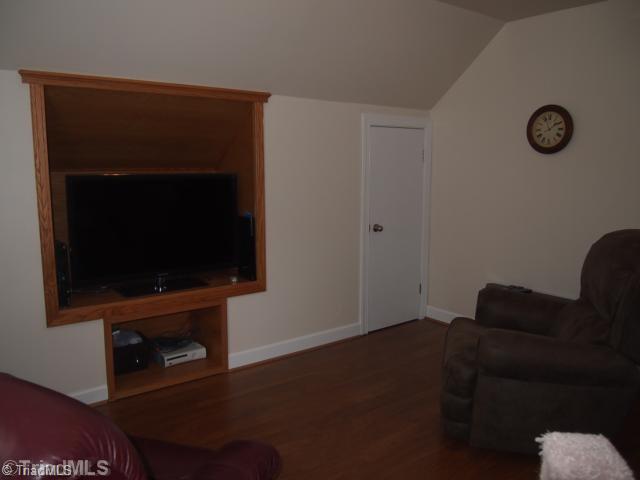 2811 Lockland Drive Oak Ridge, NC 27310 - Photo 6 of 8 Bonus.