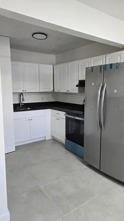 $2,300 | 20 Northwest 7th Avenue, Unit 6, Pompano Beach, FL 33060
