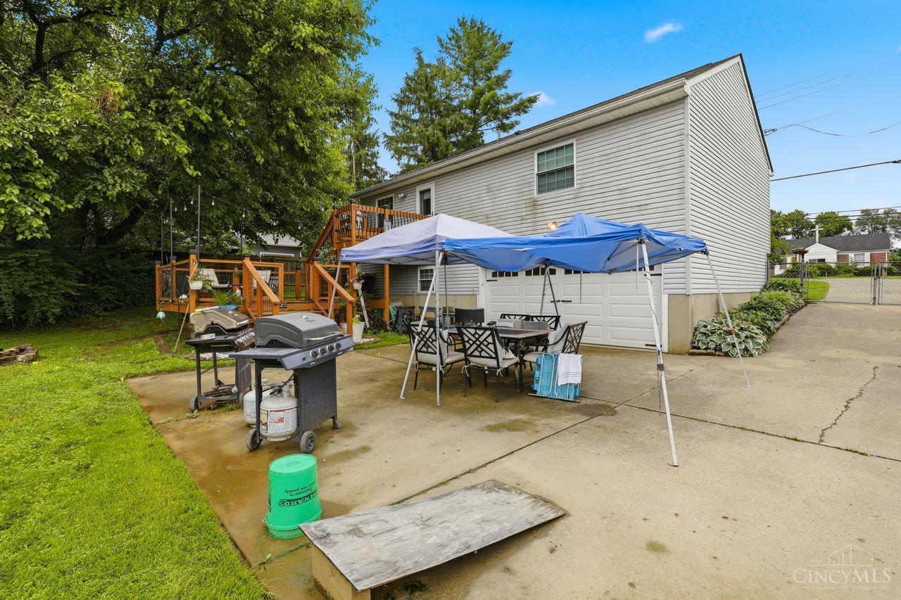 3170 Struble Road Cincinnati, OH 45251 - Photo 40 of 43