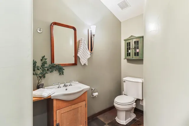 $2,850,000 | 38201 Russell Boulevard, Davis, CA 95616