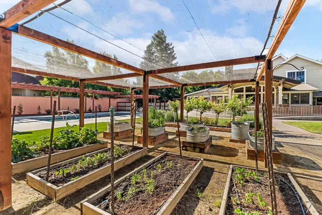 $2,850,000 | 38201 Russell Boulevard, Davis, CA 95616