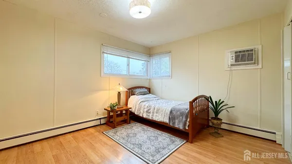 $499,900 | 148 Winthrop Road, Edison, NJ 08817