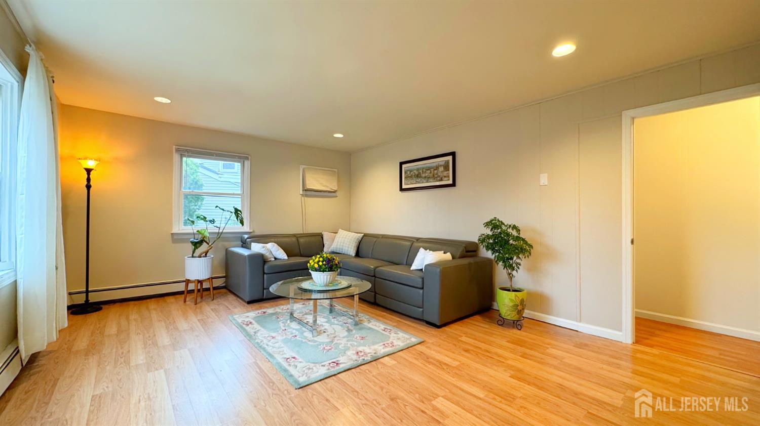 148 Winthrop Road Edison, NJ 08817 - Photo 2 of 16