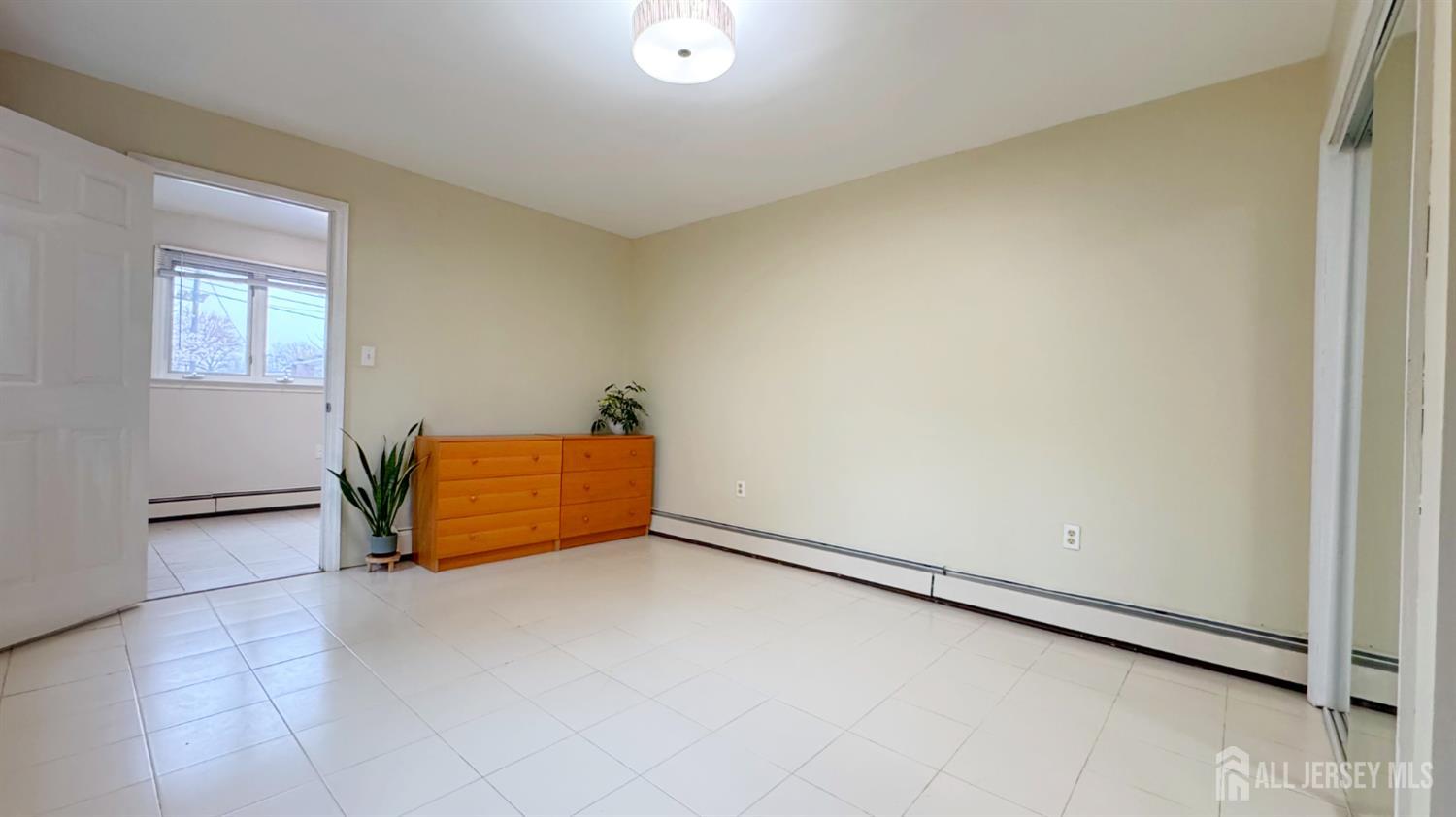 148 Winthrop Road Edison, NJ 08817 - Photo 7 of 16