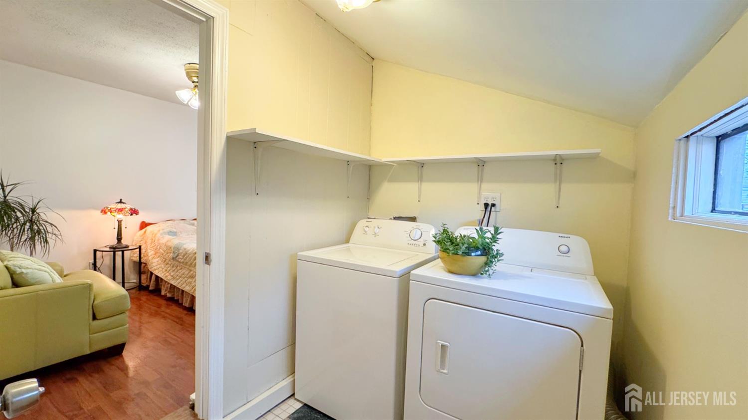 148 Winthrop Road Edison, NJ 08817 - Photo 9 of 16