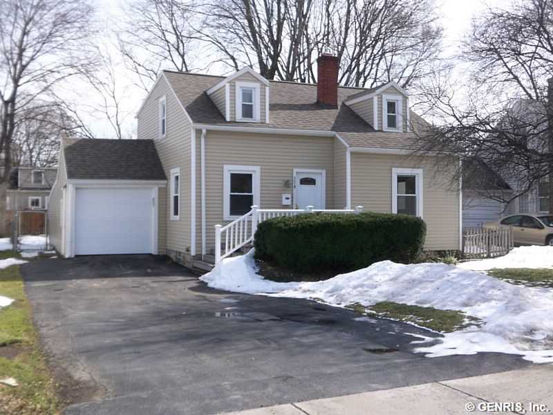 178 Cabot Road Greece, NY 14626 - Photo 1 of 1 Exterior Front.