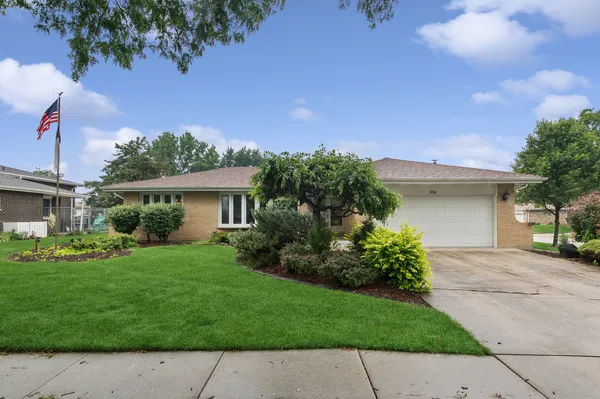 $485,000 | 336 79th Street, Willowbrook, IL 60527