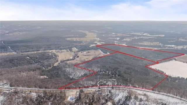 $475,000 | 106 Hwy C Tuscumbia Mo 65082, Iberia, MO 65486