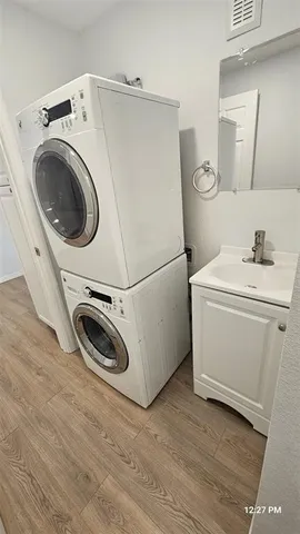 $1,300 | 3142 Diana Drive, Unit C, Zephyrhills, FL 33541