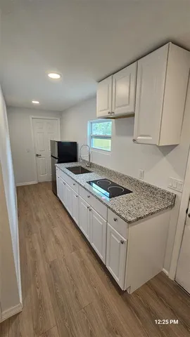 $1,300 | 3142 Diana Drive, Unit C, Zephyrhills, FL 33541