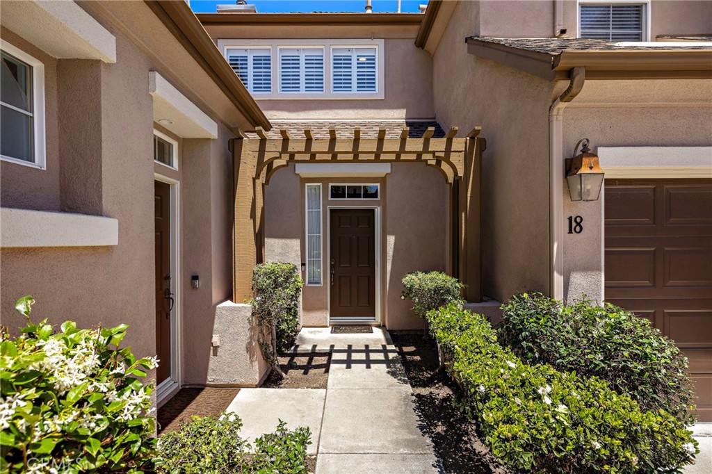 18 Amesbury Court Ladera Ranch, CA 92694 - Photo 4 of 31