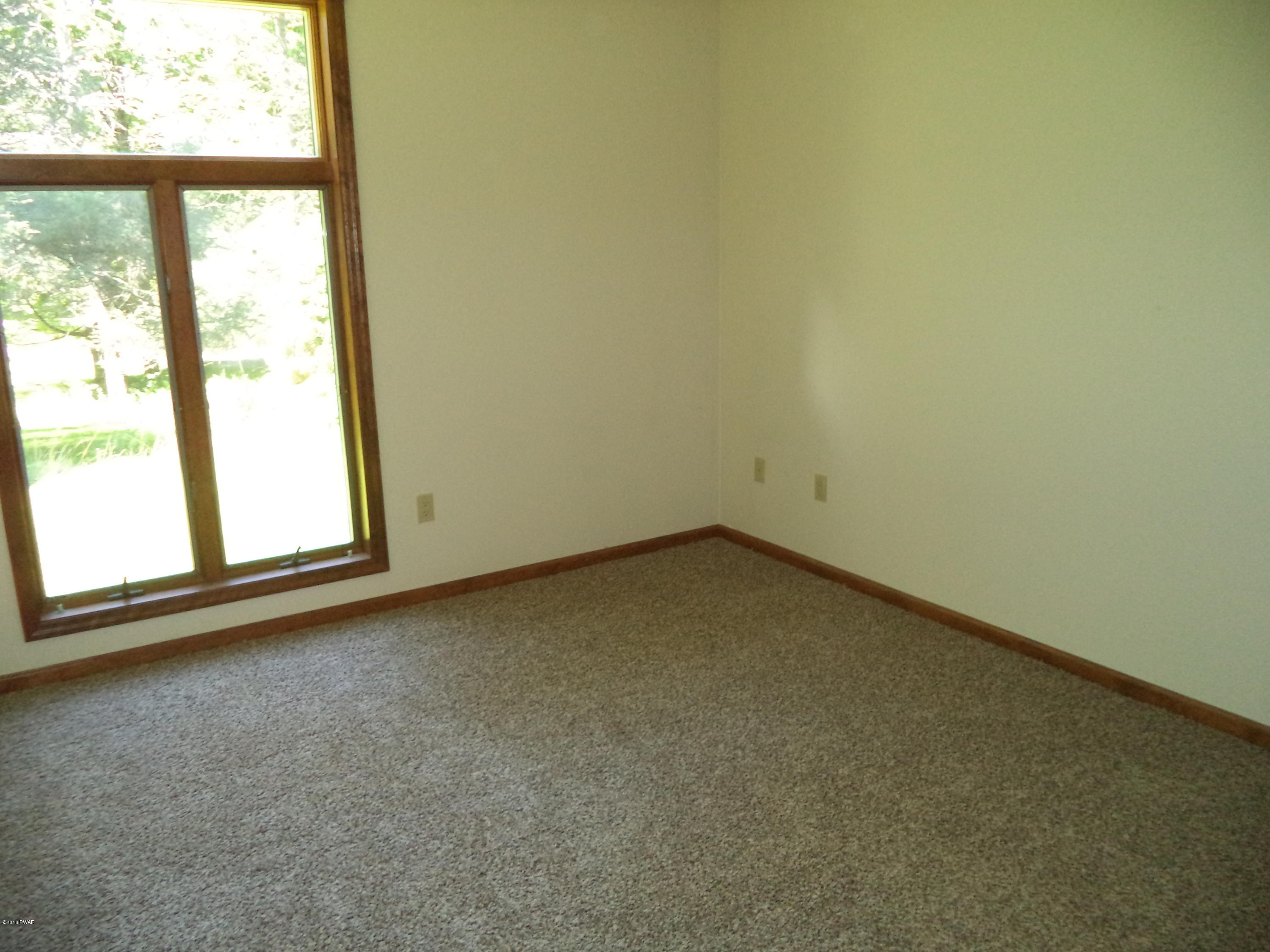 113 Simons Road Greentown, PA 18426 - Photo 54 of 73
