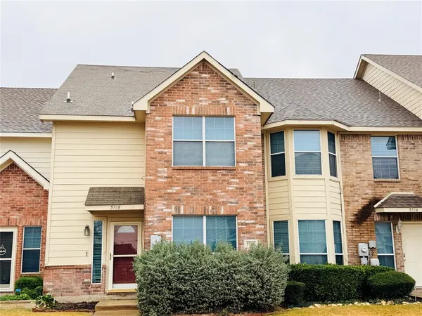 $1,825 | 5708 Giddyup Lane, Unit 43, Fort Worth, TX 76179