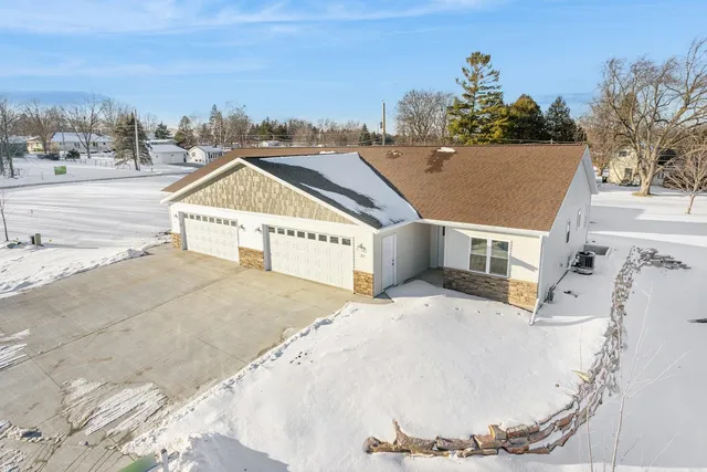$264,000 | 202 Evergreen Lane, Chilton, WI 53014