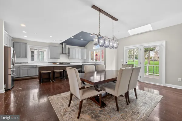 $1,600,000 | 402 Park Hill Lane, Newtown Square, PA 19073