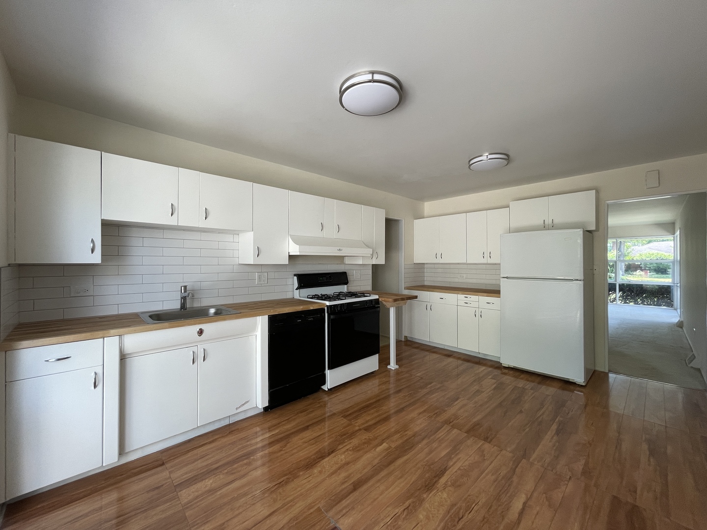 1015 Warrington Road Deerfield, IL 60015 - Photo 6 of 24
