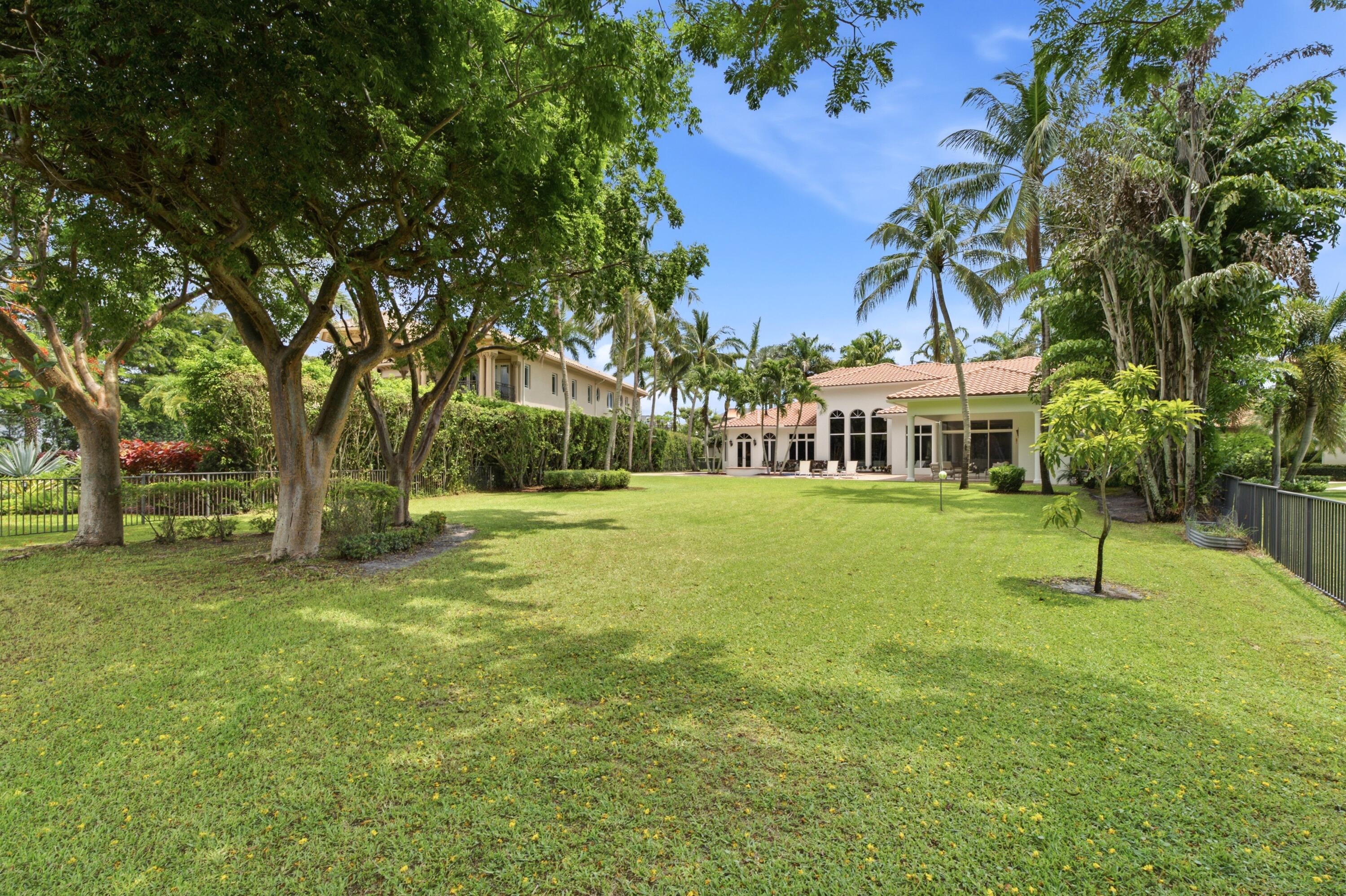 17165 Ave Le Rivage Boca Raton, FL 33496 - Photo 5 of 26 DSC05514