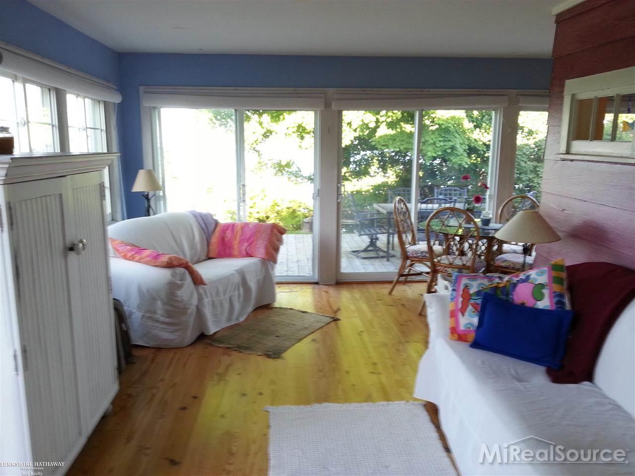 2245 Lakeshore Road Applegate, MI 48401 - Photo 2 of 40
