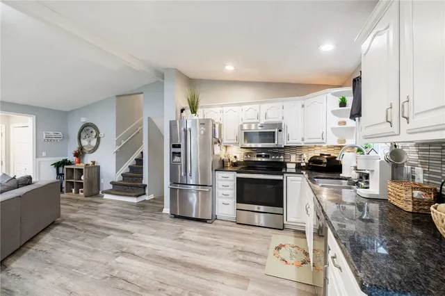 $274,900 | 8495 Stringham Drive, Batavia, NY 14020