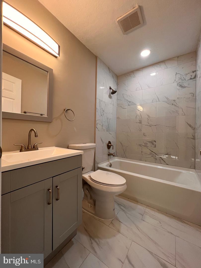 1903 Norwich Road Glen Burnie, MD 21061 - Photo 11 of 25 Modern bathroom with elegant finishes.