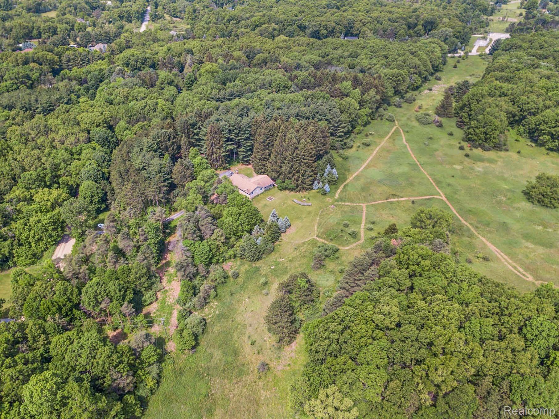 13171 Dunham Road Hartland, MI 48353 - Photo 52 of 61 Aerial view of open grass area