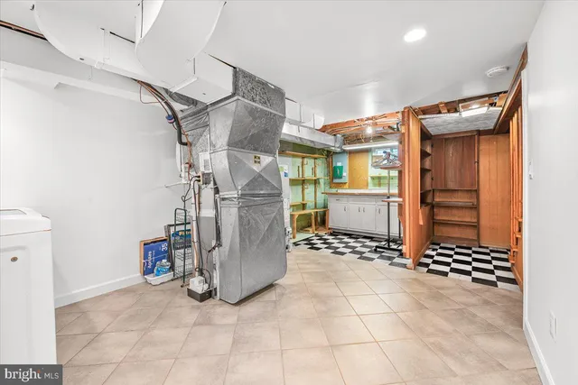 $689,999 | 10101 Portland Road, Silver Spring, MD 20901