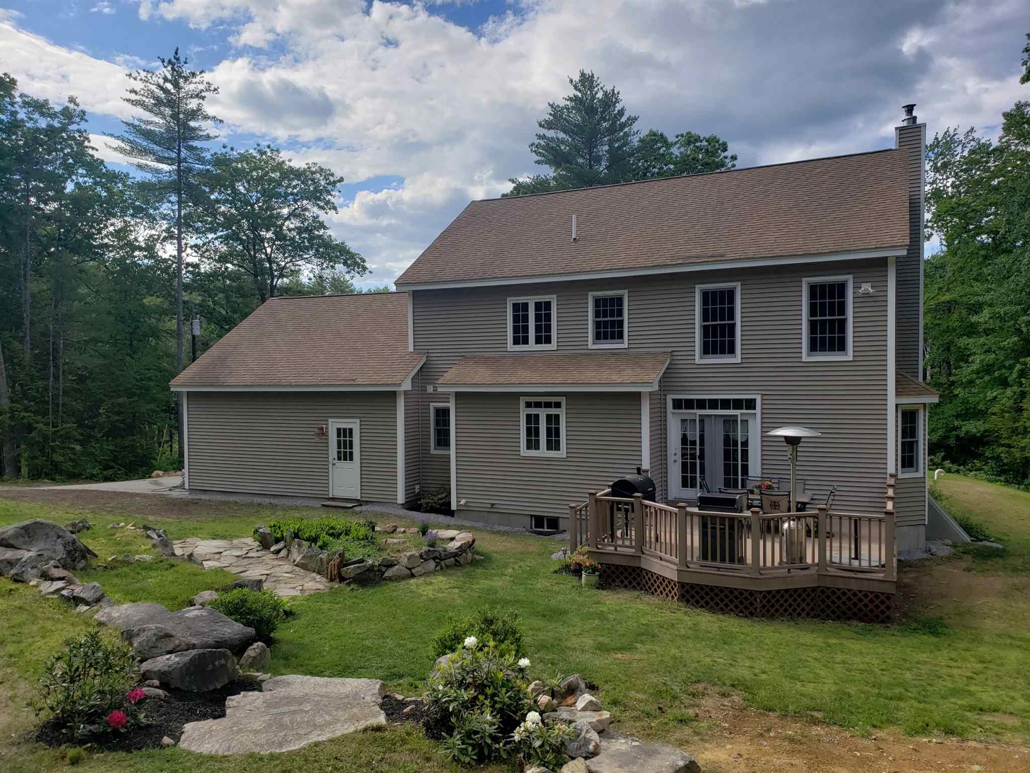 523 Stickney Hill Road Hopkinton, NH 03229 - Photo 3 of 20
