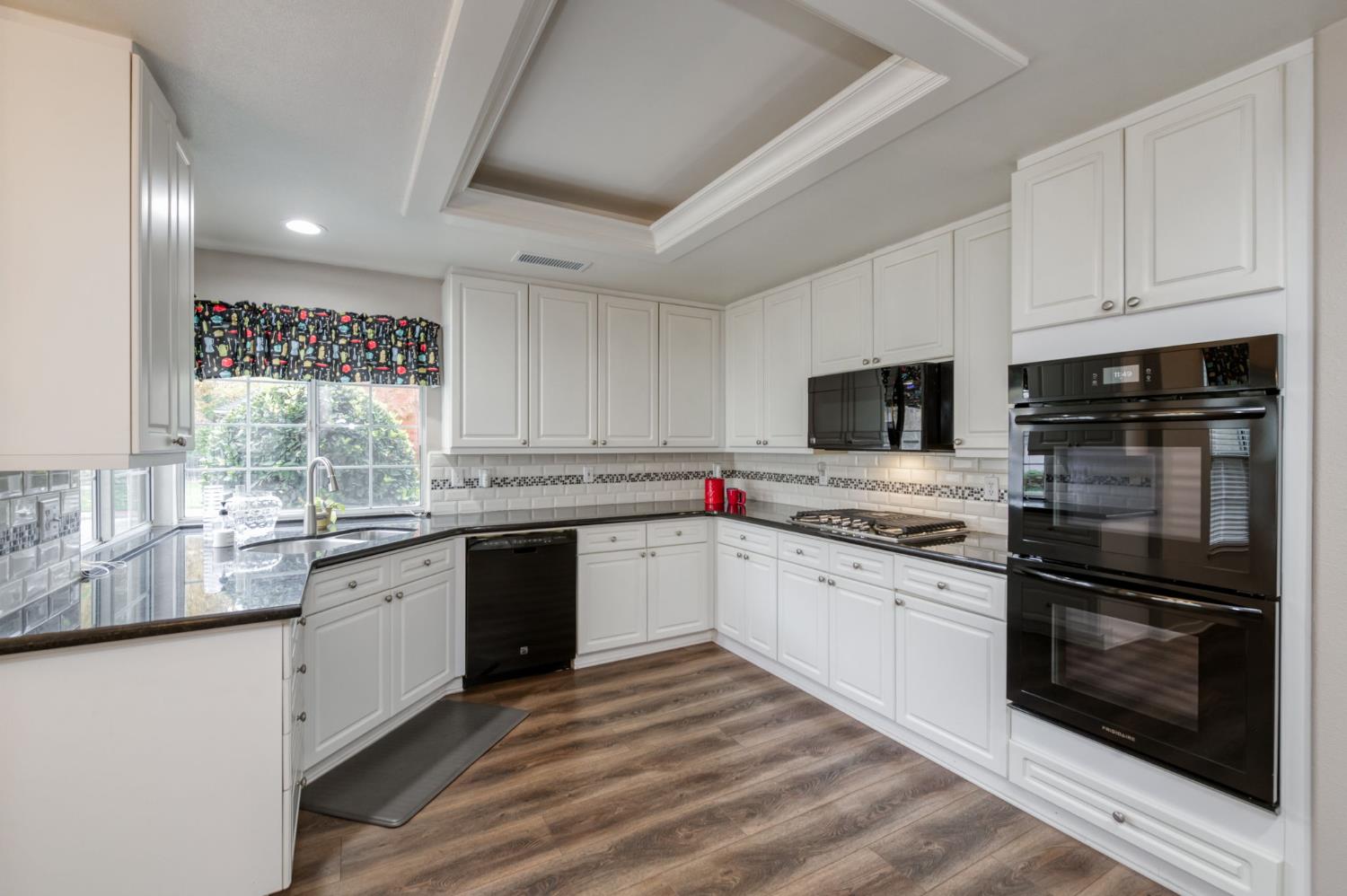 3014 West Brompton Lane Fresno, CA 93711 - Photo 14 of 71