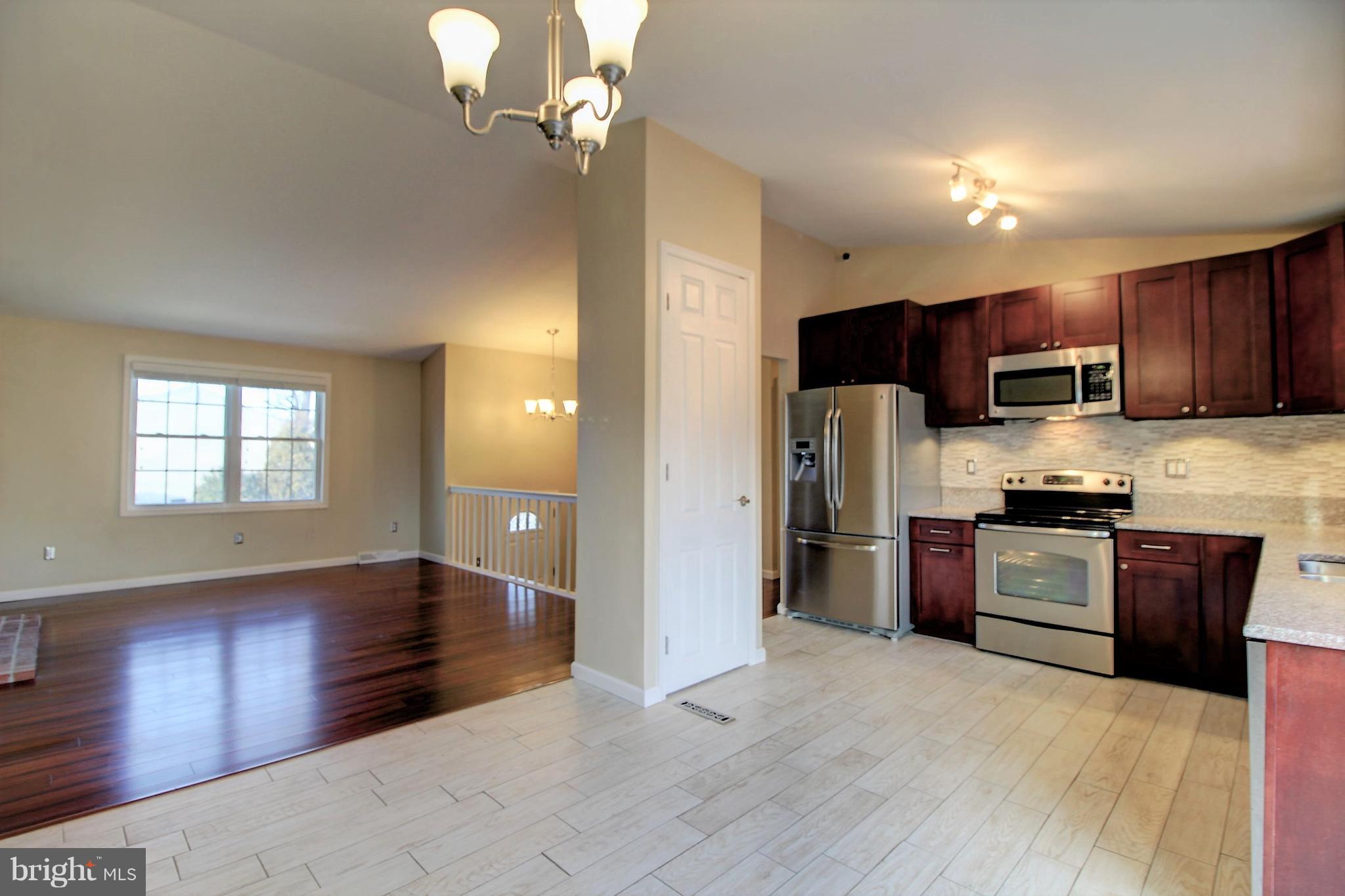 3903 Bayville Road Baltimore, MD 21220 - Photo 2 of 30 Kitchen