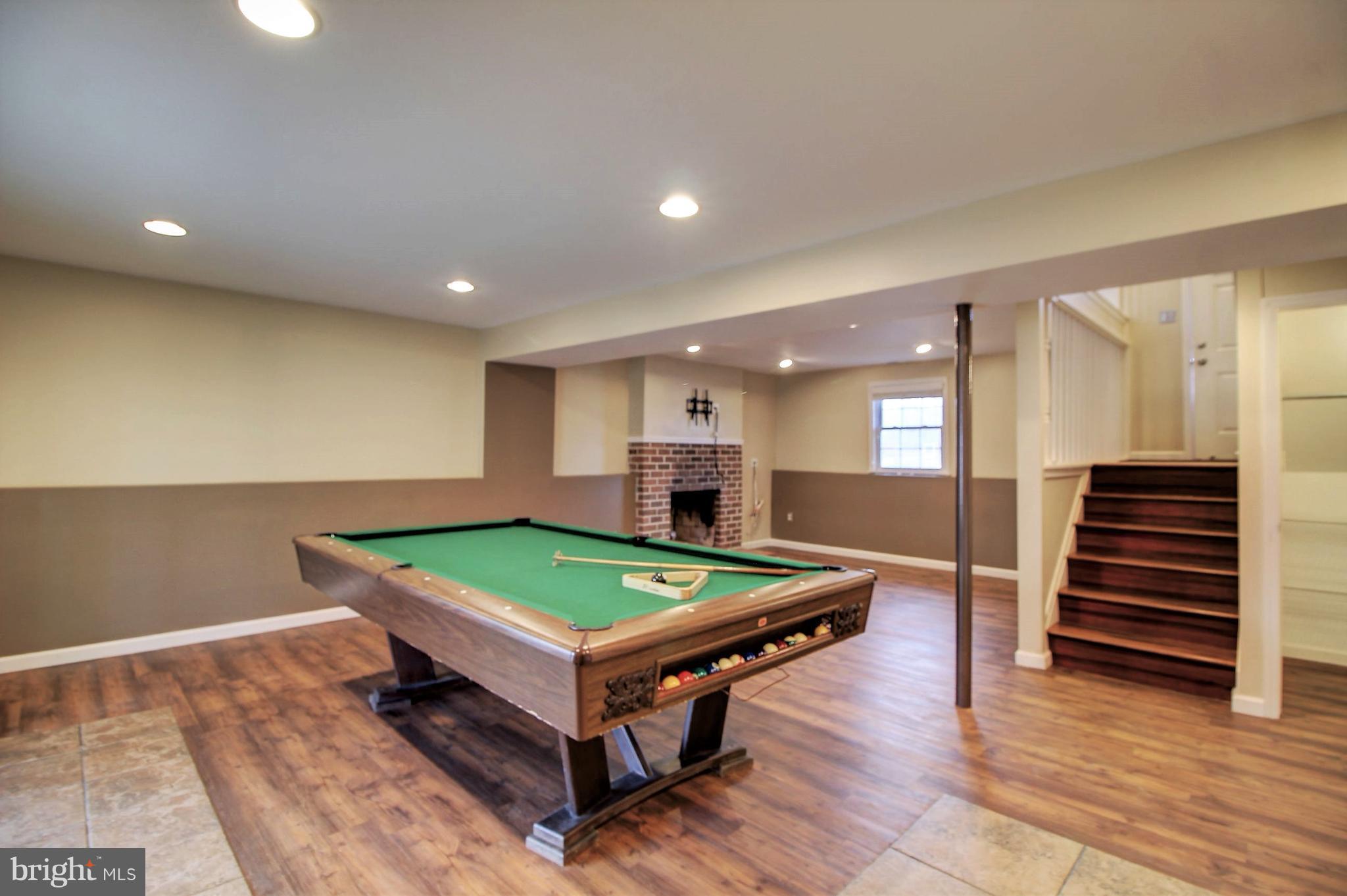 3903 Bayville Road Baltimore, MD 21220 - Photo 20 of 30 Family Room