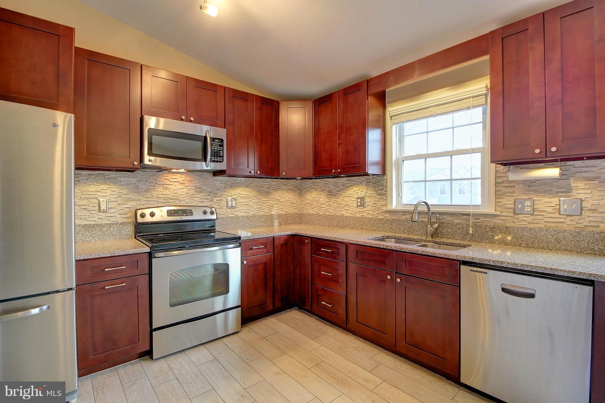 3903 Bayville Road Baltimore, MD 21220 - Photo 3 of 30 Kitchen