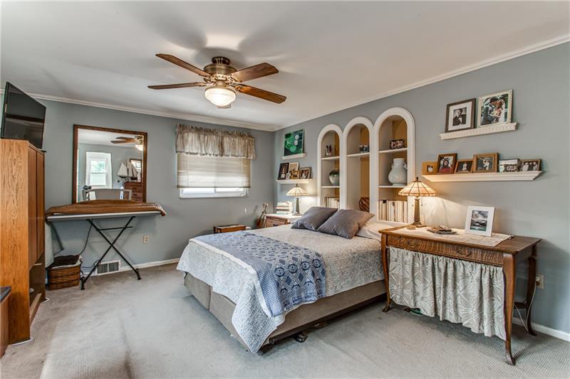 6506 Landview Road Pittsburgh, PA 15217 - Photo 16 of 25 Gallery Image 16