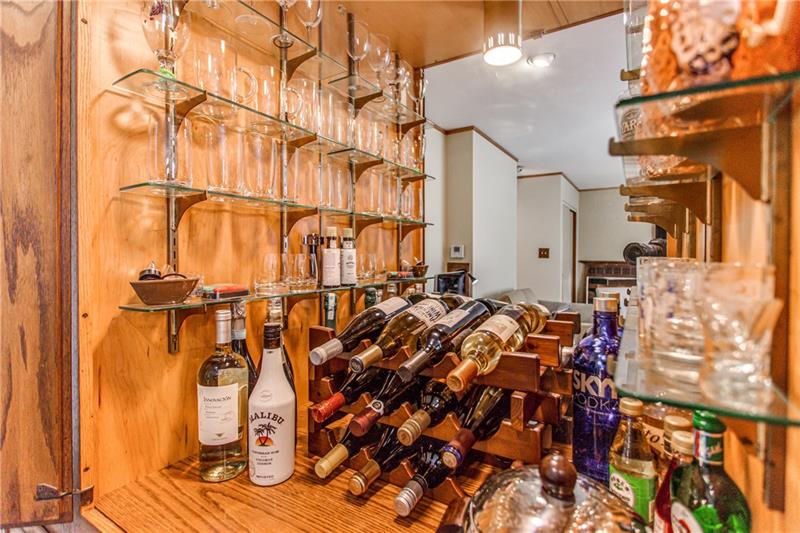 6506 Landview Road Pittsburgh, PA 15217 - Photo 10 of 25 Gallery Image 10