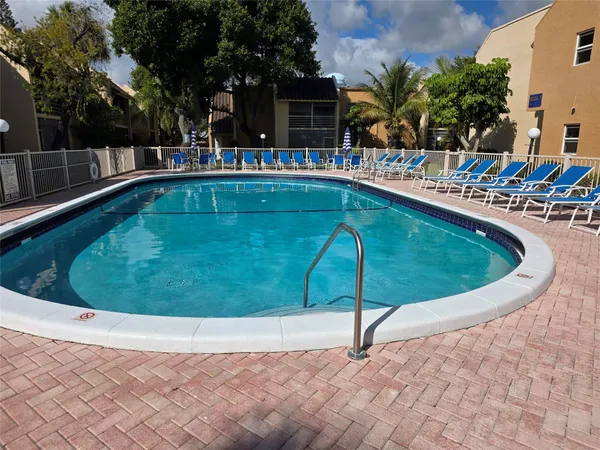 $2,200 | 959 Southeast 2nd Avenue, Unit 239, Deerfield Beach, FL 33441