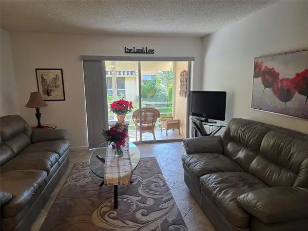 $2,200 | 959 Southeast 2nd Avenue, Unit 239, Deerfield Beach, FL 33441