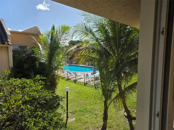 $2,200 | 959 Southeast 2nd Avenue, Unit 239, Deerfield Beach, FL 33441