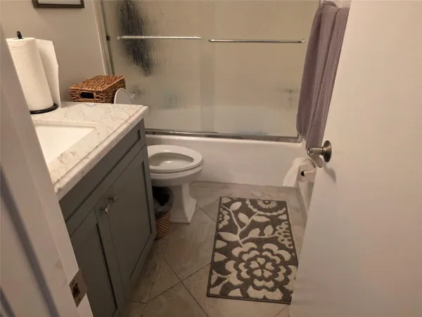 $2,200 | 959 Southeast 2nd Avenue, Unit 239, Deerfield Beach, FL 33441