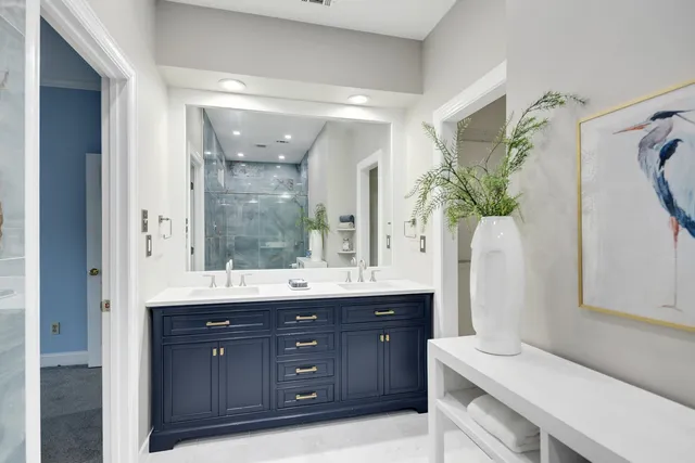 $399,900 | 533 Rienzi Drive, Memphis, TN 38103