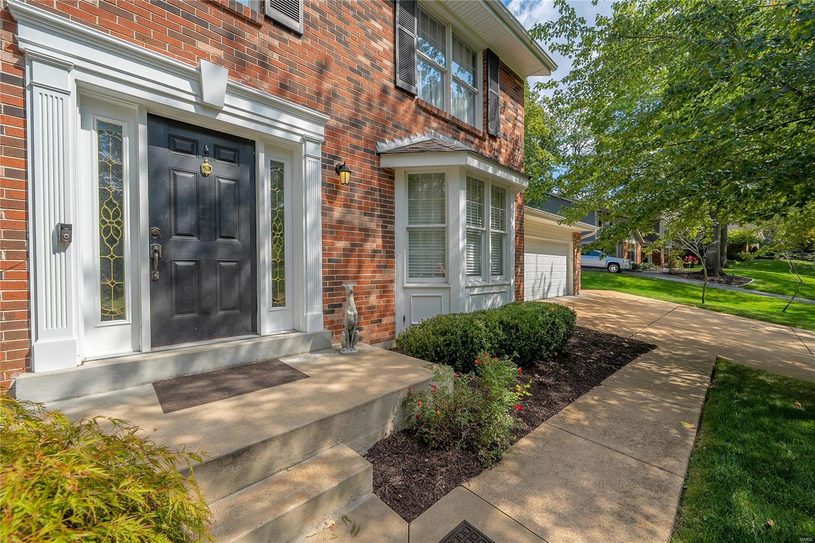 14852 Greenleaf Valley Drive Chesterfield, MO 63017 - Photo 2 of 78