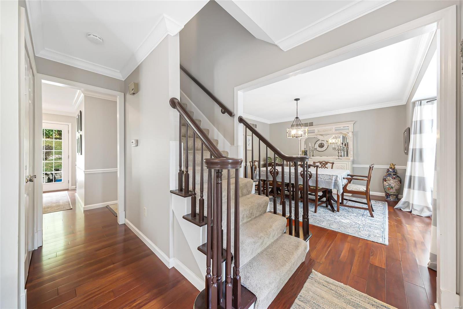 14852 Greenleaf Valley Drive Chesterfield, MO 63017 - Photo 5 of 78