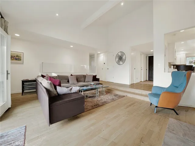 $2,499,999 | 10335 Orton Avenue, Los Angeles, CA 90064