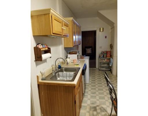 40 Hawthorne Street Springfield, MA 01105 - Photo 2 of 3