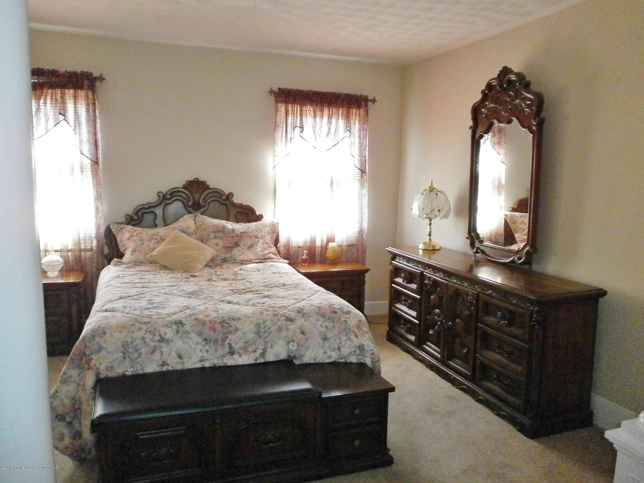 947 Ridge Avenue Scranton, PA 18510 - Photo 13 of 30 Gallery Image 13