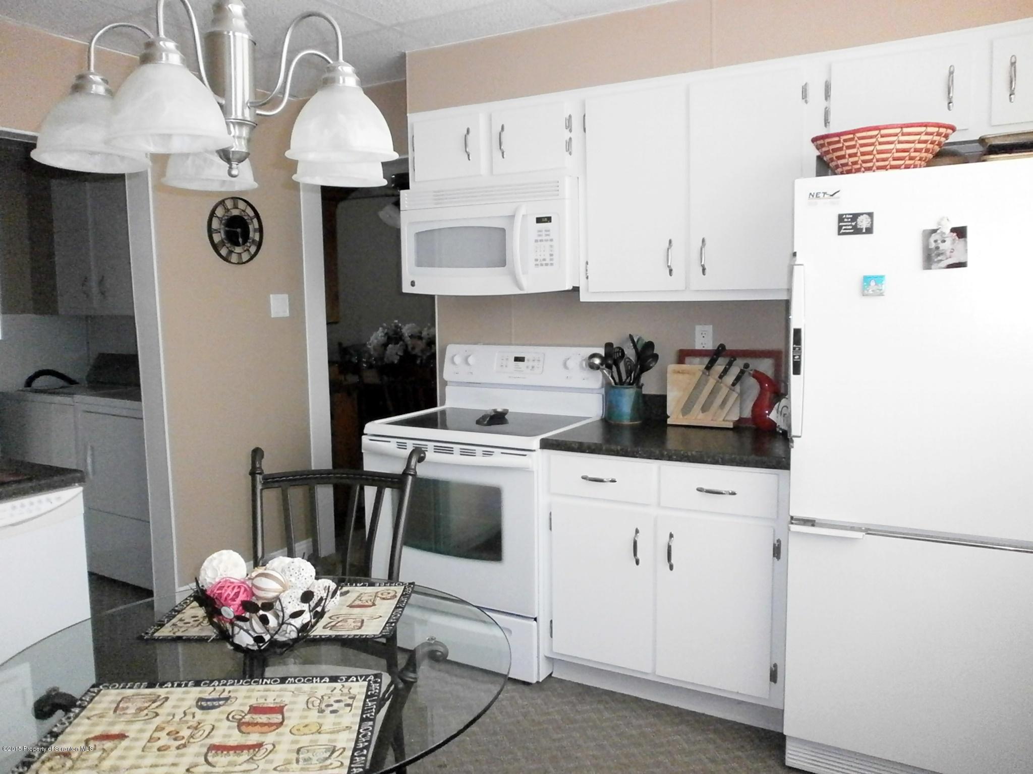 947 Ridge Avenue Scranton, PA 18510 - Photo 6 of 30 Gallery Image 6