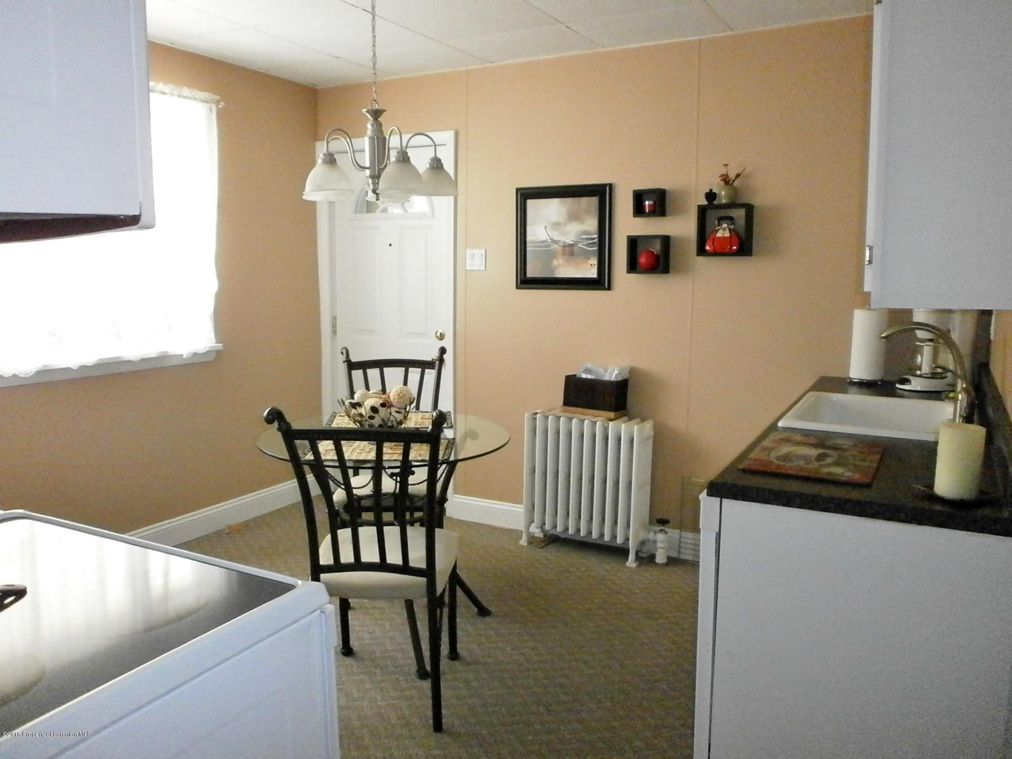 947 Ridge Avenue Scranton, PA 18510 - Photo 8 of 30 Gallery Image 8
