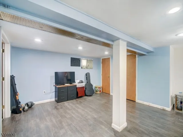 $519,000 | 723 Kingston Avenue, Kenilworth, NJ 07033