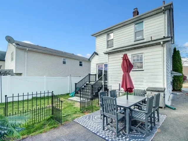 $519,000 | 723 Kingston Avenue, Kenilworth, NJ 07033