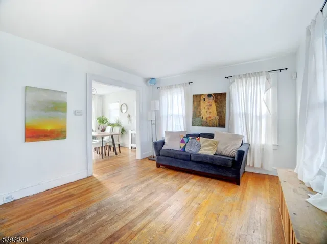 $519,000 | 723 Kingston Avenue, Kenilworth, NJ 07033