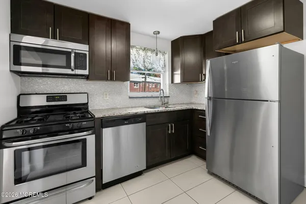 $3,150 | 119 Manor Drive, Red Bank, NJ 07701