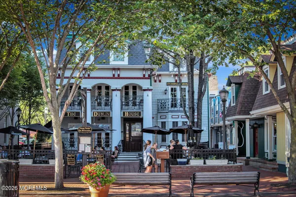 $3,150 | 119 Manor Drive, Red Bank, NJ 07701